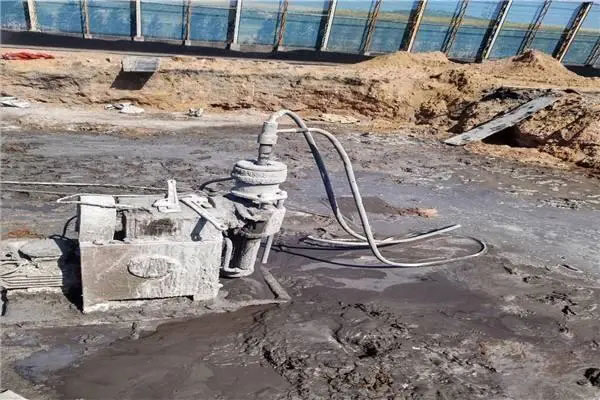 上栗水泡基础注浆加固
